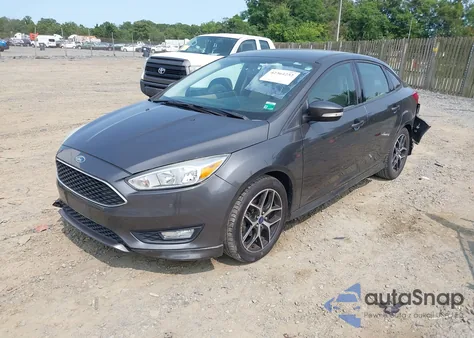 2015 Ford Focus Se z USA, uszkodzony, nr VIN 1FADP3FEXFL339430
